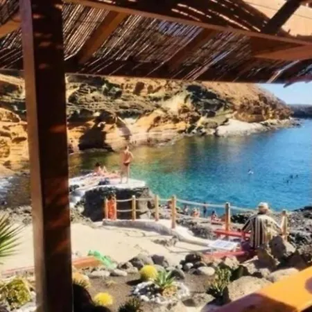 Playa Amarilla Apartment,sea,sun And Relax Apartment *